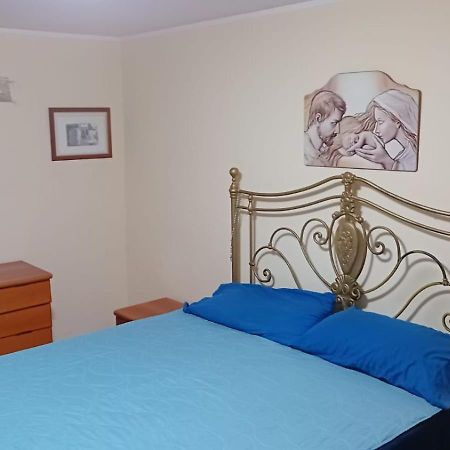 Cheap Central Room Палермо Екстер'єр фото
