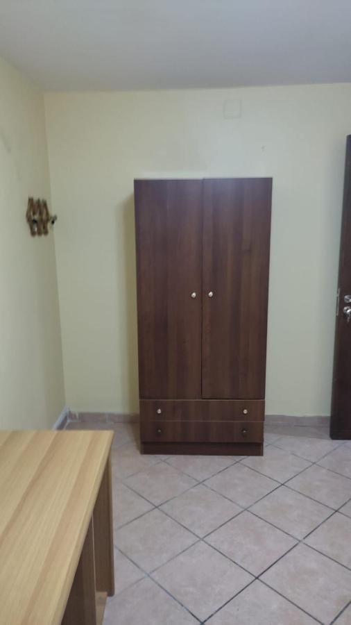 Cheap Central Room Палермо Екстер'єр фото