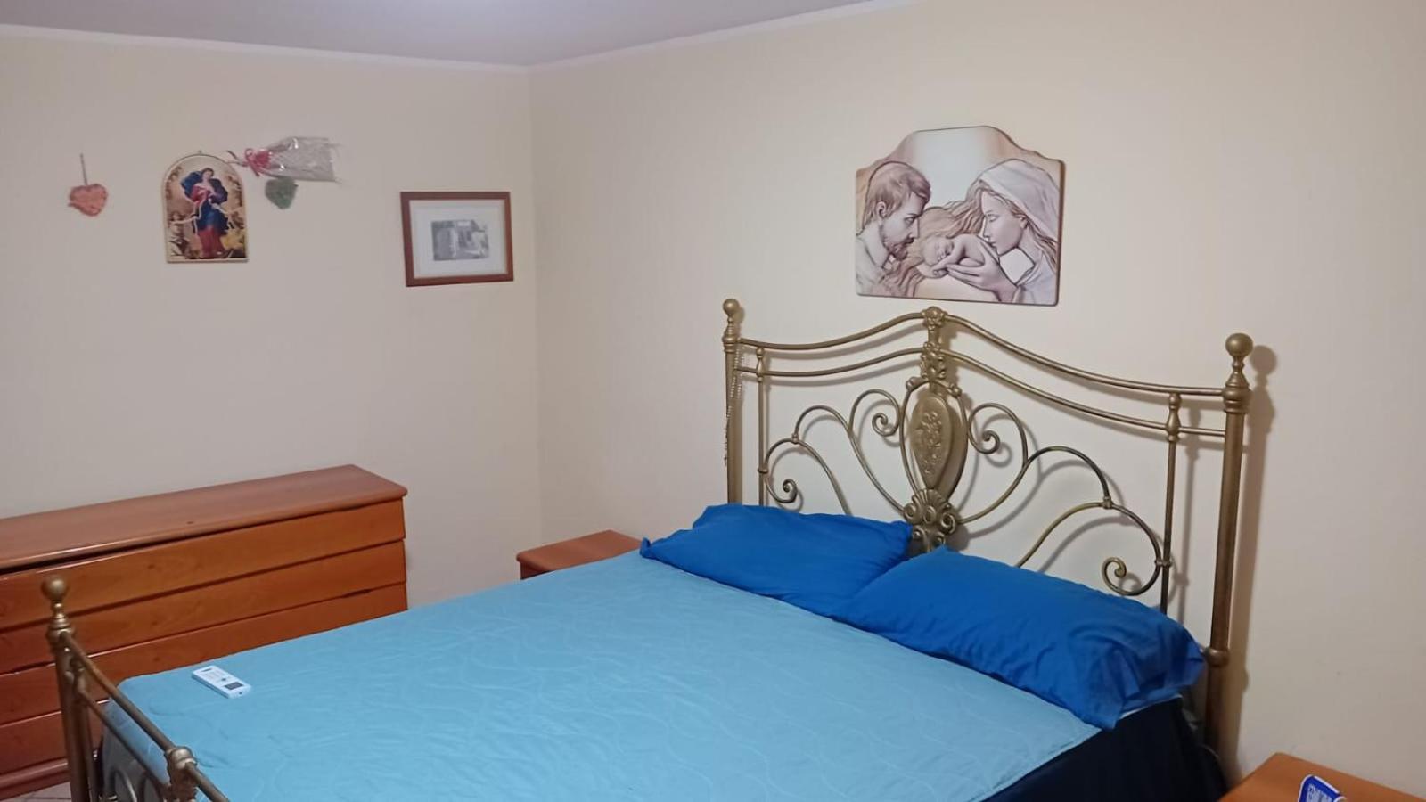 Cheap Central Room Палермо Екстер'єр фото